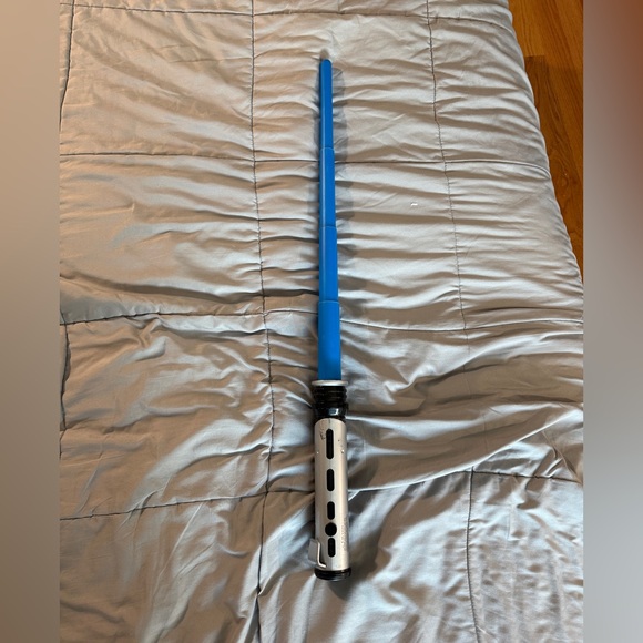 HASBRO Vintage Star Wars Lightsaber Blue Lucasfilm 1999 Light Saber Retractable - Picture 3 of 10